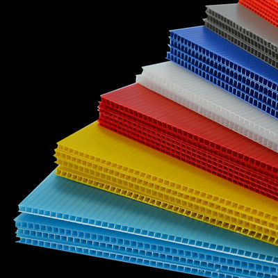 6mm 8mm weißes Coroplast Blatt Corona Treatment Corrugated pp. verschalen