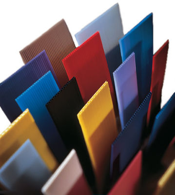 Feuerverzögerndes 3mm 4mm gewölbtes Schutz-Blatt Kunststoffplatte-pp. Corflute