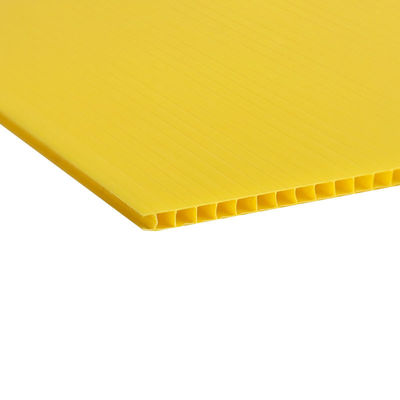 4mm Doppelwand-Polypropylen-Blatt-doppel-wandige gewölbte Kunststoffplatten