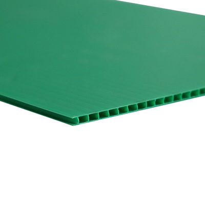 4mm Doppelwand-Polypropylen-Blatt-doppel-wandige gewölbte Kunststoffplatten