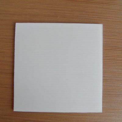 4mm Doppelwand-Polypropylen-Blatt-doppel-wandige gewölbte Kunststoffplatten