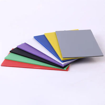 PP-Hohlplatte langlebige recycelbare Kunststoffplatte, ideal für Verpackungen, Versand, Werbeanzeigen und landwirtschaftliche Sämlingsträger